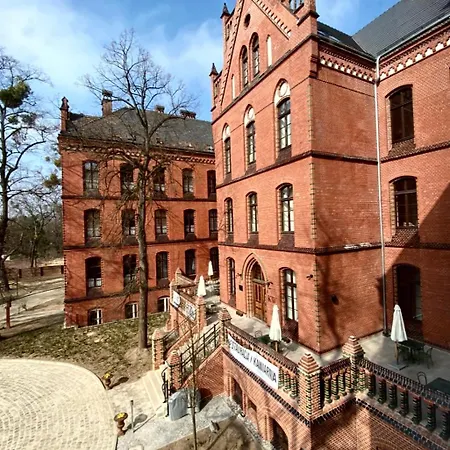 Arche Klasztor *