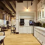 Hotell Arche Klasztor