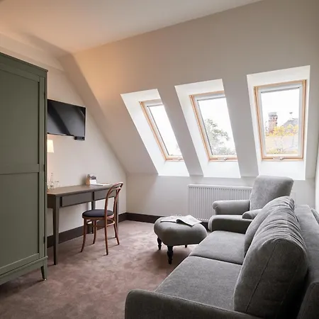 Arche Klasztor فندق *