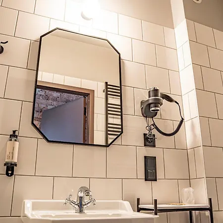 فندق Arche Klasztor فروتسواف