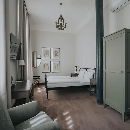 Arche Klasztor Ξενοδοχείο 4*