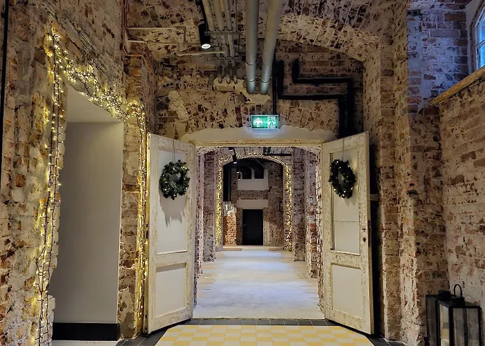 Arche Klasztor فندق *