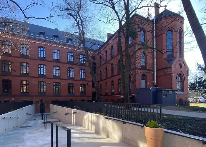 Arche Klasztor فروتسواف