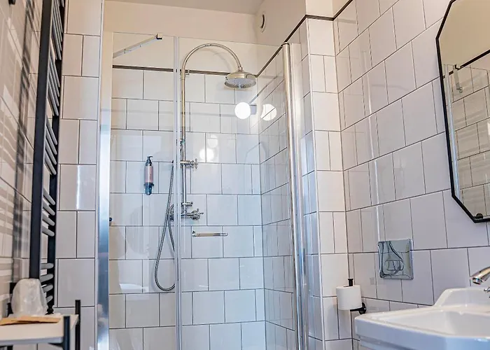 Arche Klasztor * فروتسواف